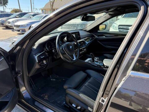 2017 BMW 5 Series 540i