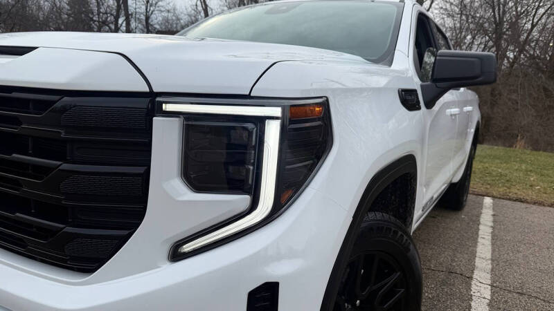 2023 GMC Sierra 1500 Elevation