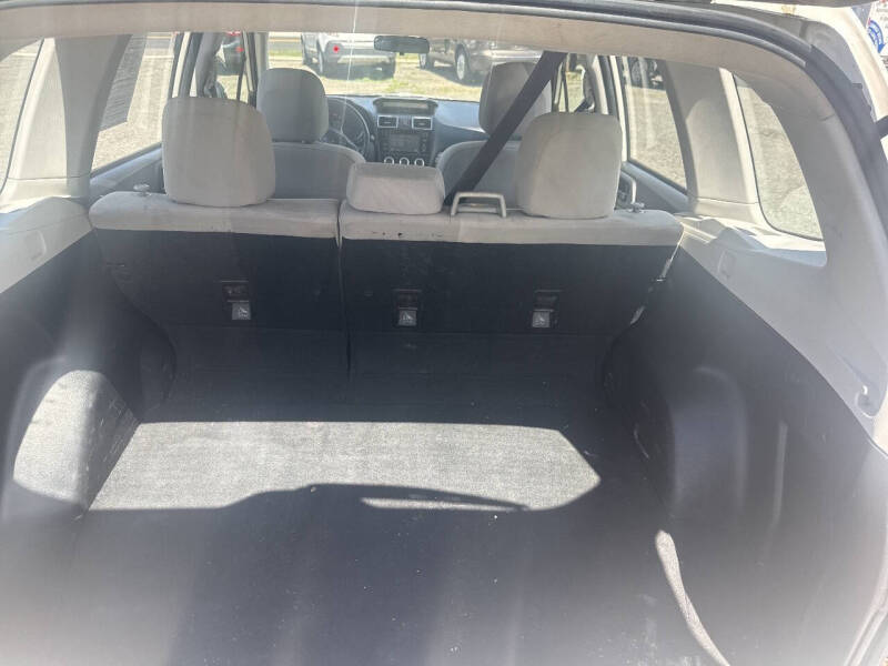 2016 Subaru Forester 2.5i
