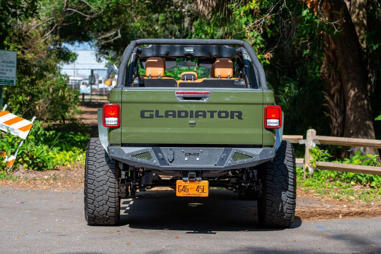 2021 JEEP Gladiator Pickup - $55,999