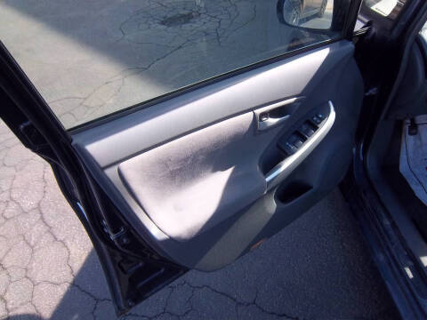2011 Toyota Prius Three