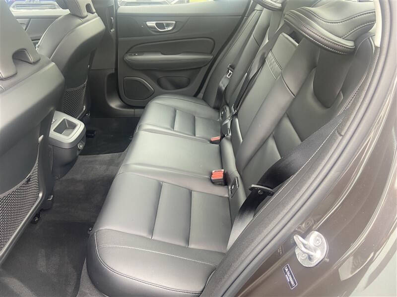 2025 Volvo S60 B5 Core