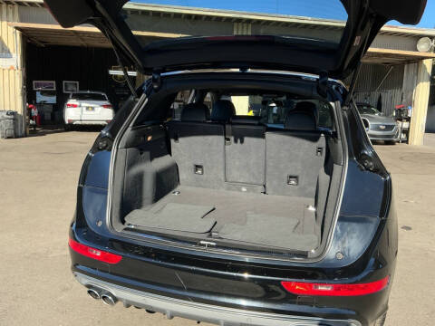 2015 Audi SQ5 3.0T quattro Prestige