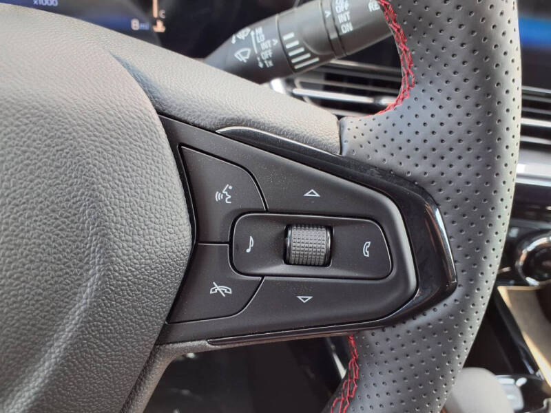 2026 Chevrolet Trax RS - Photo 11