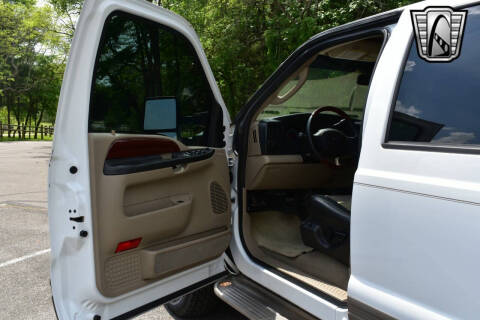 2005 Ford Excursion Eddie Bauer