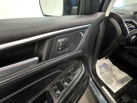 2023 Ford Edge Titanium