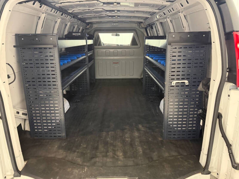 2022 Chevrolet Express 3500