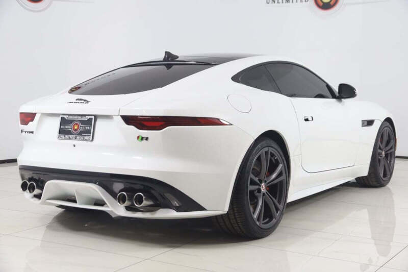 2021 Jaguar F-TYPE R