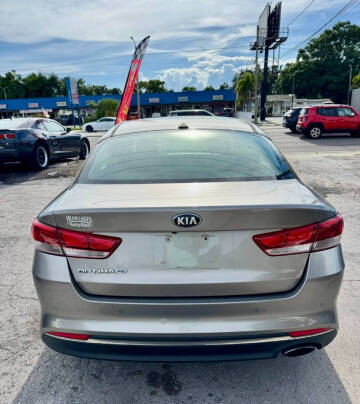 2016 Kia Optima LX
