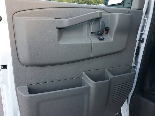 2024 Chevrolet Express 2500