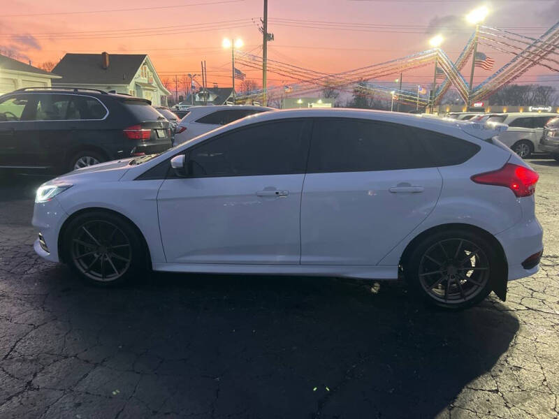 2017 Ford Focus ST