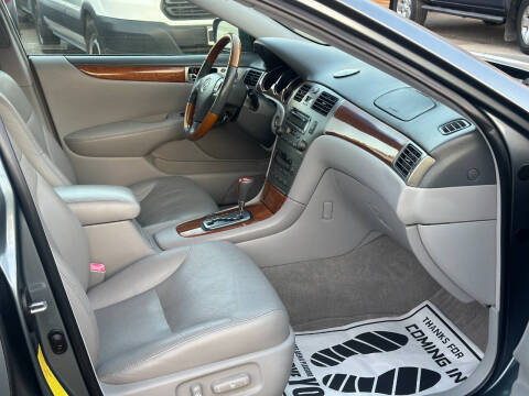 2005 Lexus ES 330