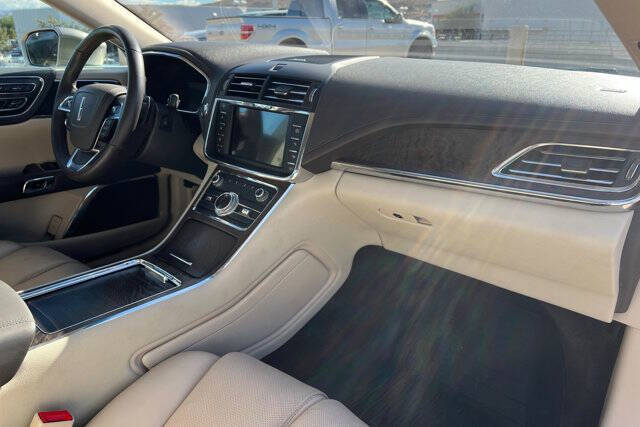 2018 Lincoln Continental Reserve