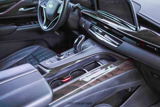 2023 Cadillac Escalade ESV Sport Platinum