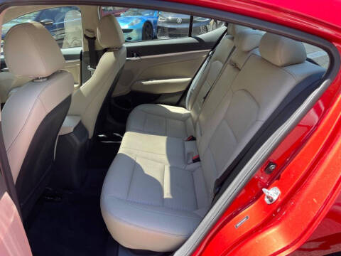 2020 Hyundai Elantra