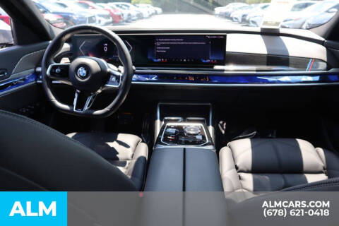 2025 BMW 7 Series 740i