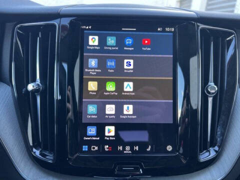 2025 Volvo XC60 B5 Plus Dark Theme