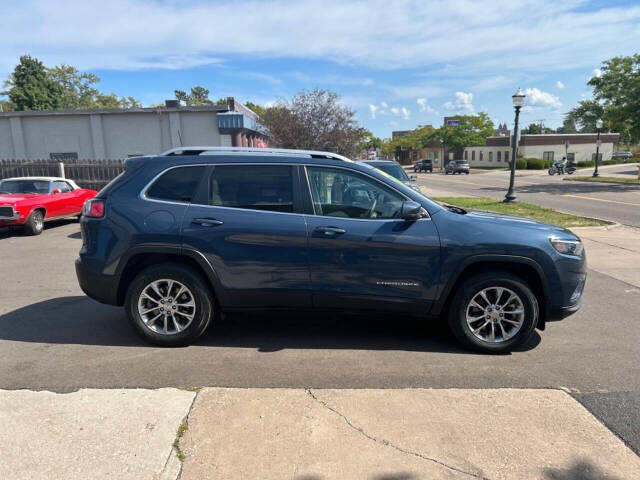 2021 Jeep Cherokee for sale at Jon's Auto in Marquette, MI