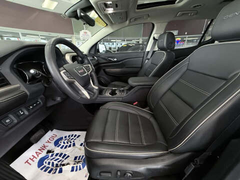2022 GMC Acadia Denali