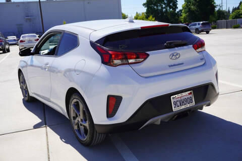 2019 Hyundai Veloster
