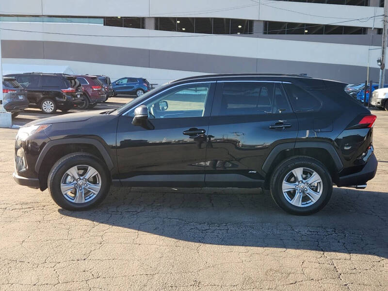 2025 Toyota RAV4 Hybrid LE