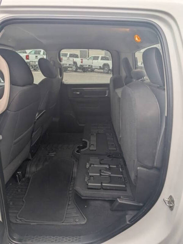 2022 RAM 1500 Classic SLT