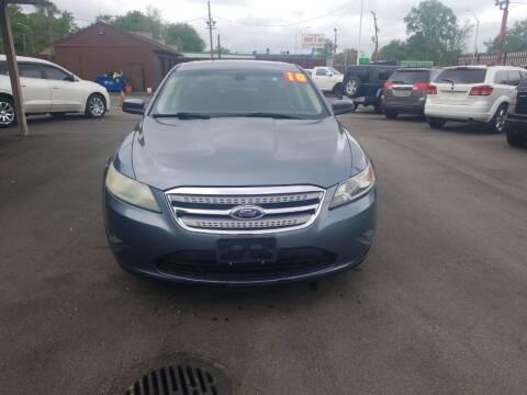 2010 Ford Taurus for sale at Frankies Auto Sales in Detroit MI