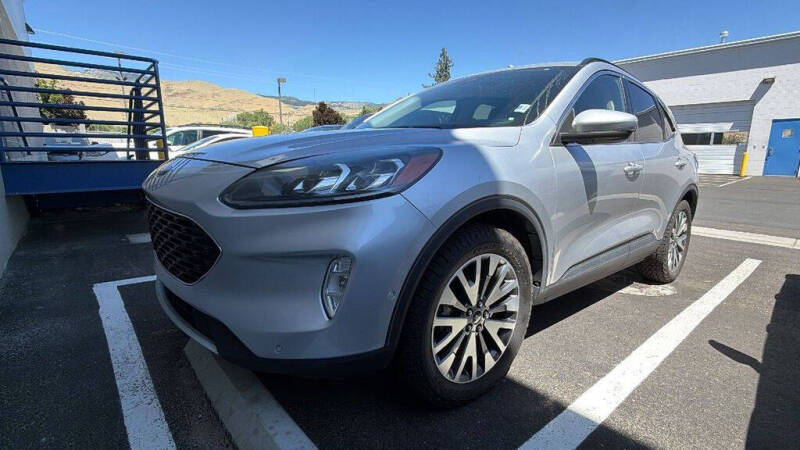 2020 Ford Escape Titanium