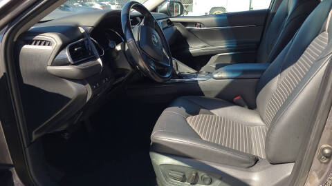 2019 Toyota Camry SE