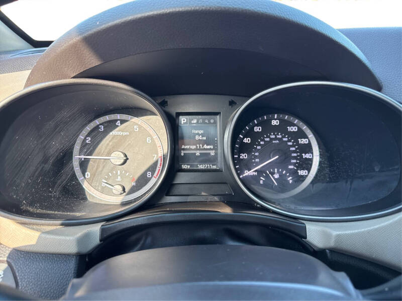 2017 Hyundai Santa Fe SE