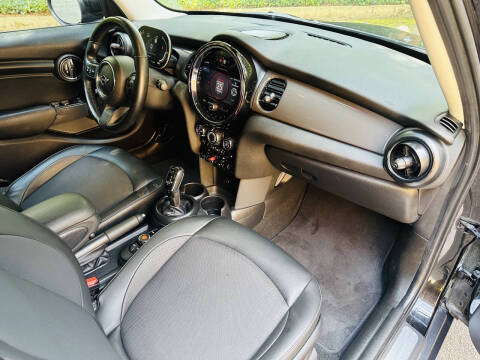 2022 MINI Hardtop 4 Door Cooper