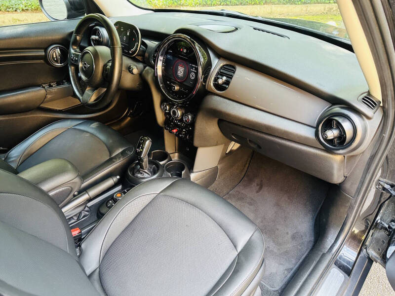 2022 MINI Hardtop 4 Door Cooper