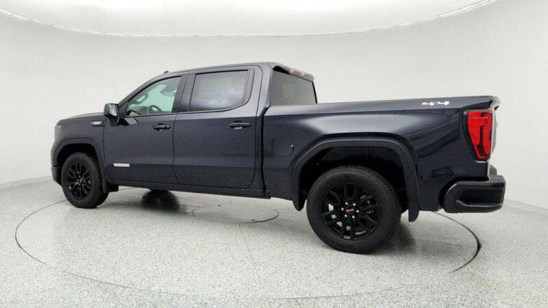 2025 GMC Sierra 1500 Elevation Standard