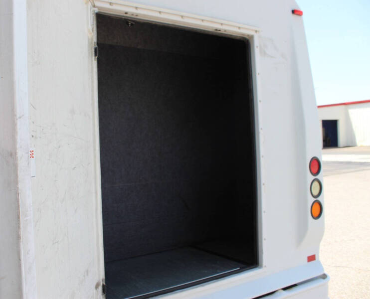 2013 Ford E-Series E-450 SD