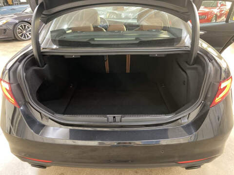 2022 Alfa Romeo Giulia Ti