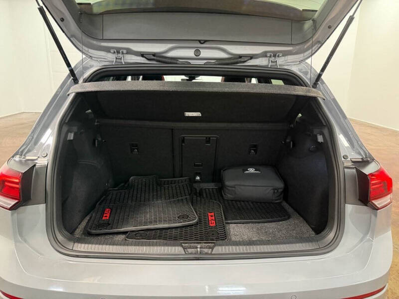 2022 Volkswagen Golf GTI Autobahn