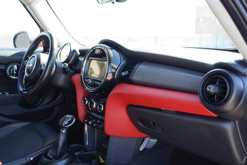 2018 MINI Hardtop 4 Door Cooper