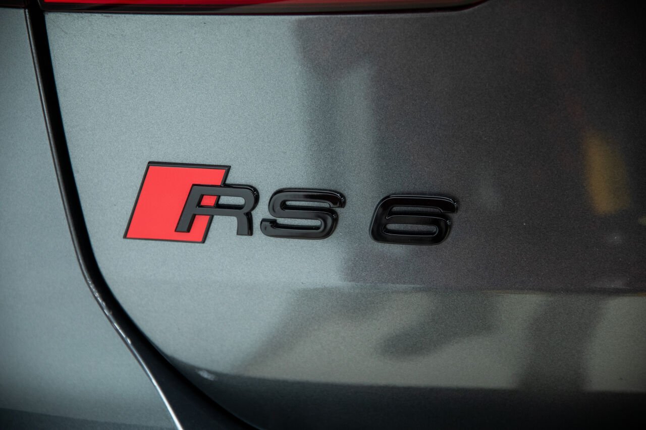 2021 Audi RS 6 Avant 42