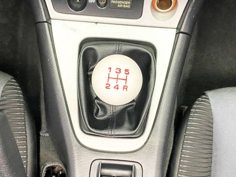 2005 Mazda MX-5 Miata