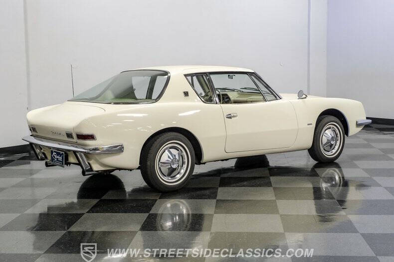 1963 Studebaker Avanti