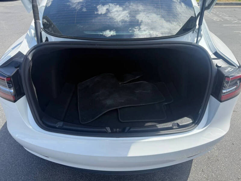 2021 Tesla Model 3 Standard Range Plus