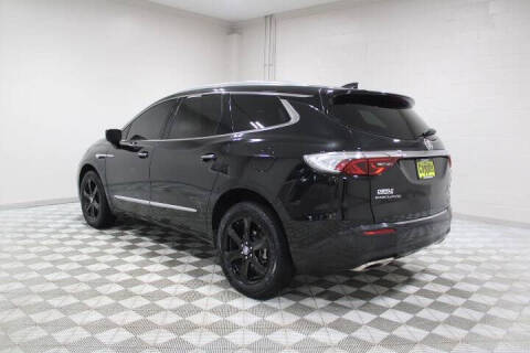 2024 Buick Enclave Essence