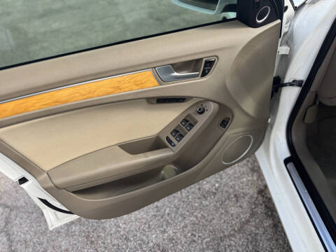 2009 Audi A4 2.0T quattro Prestige