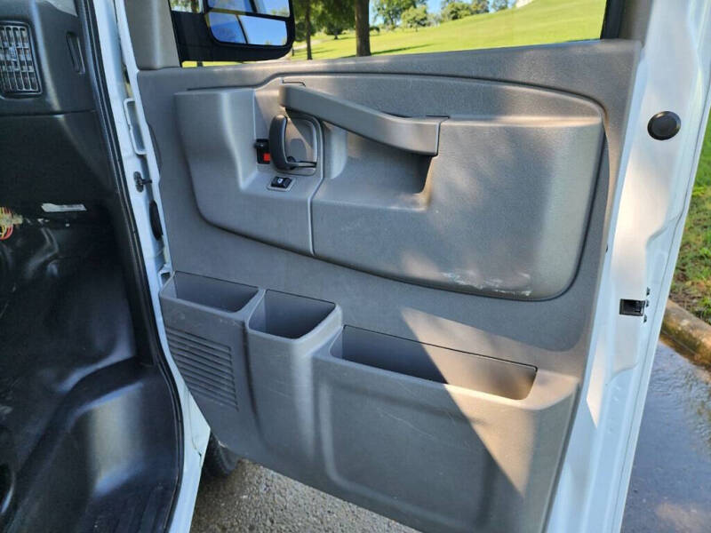 2021 Chevrolet Express 2500