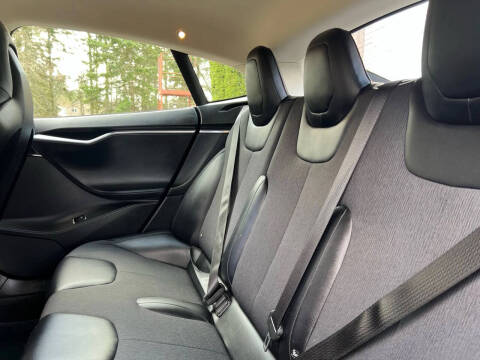 2015 Tesla Model S