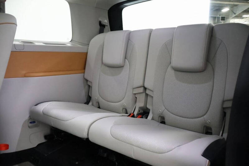 2025 Volkswagen ID. Buzz Pro S Plus 4Motion