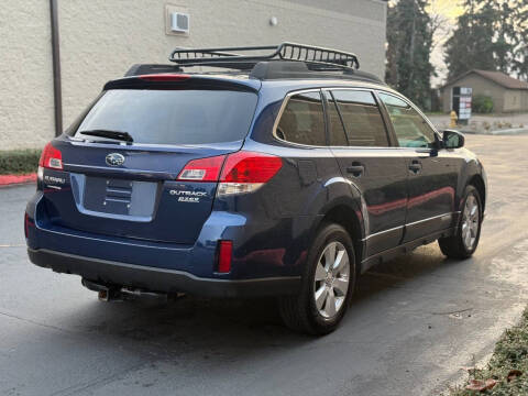 2011 Subaru Outback 2.5i Premium
