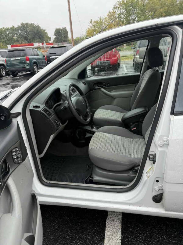 2007 Ford Focus ZX4 S