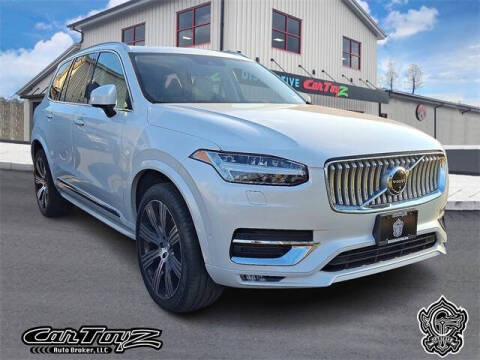 2022 Volvo XC90 T6 Inscription 7-Passenger