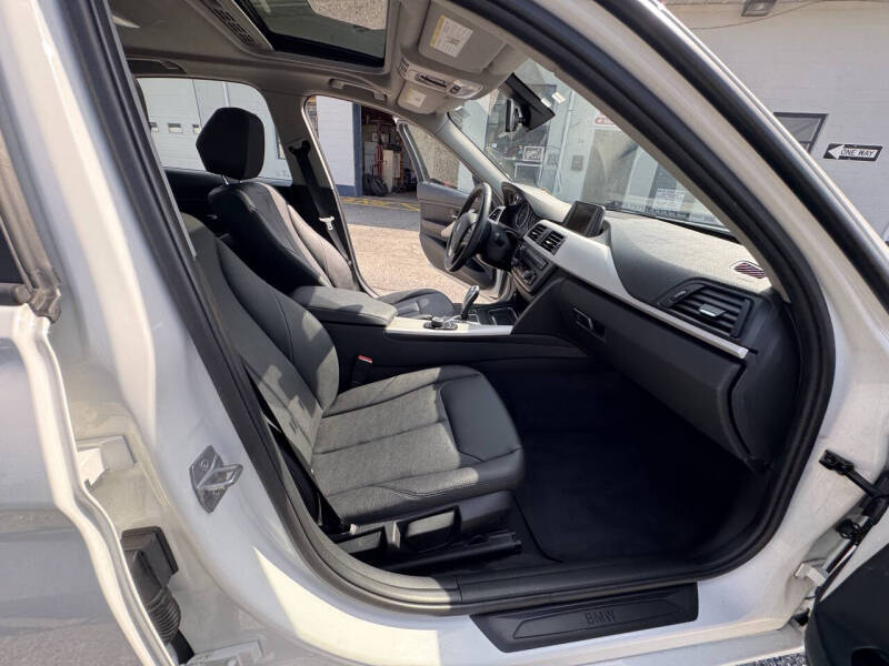 2014 BMW 3 Series 320i xDrive